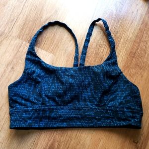 Lululemon sports bra size 10